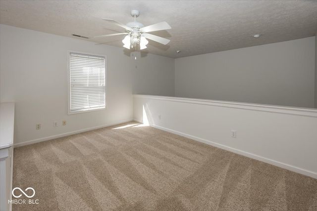 1128 Red Dunes Run, Avon, IN 46123