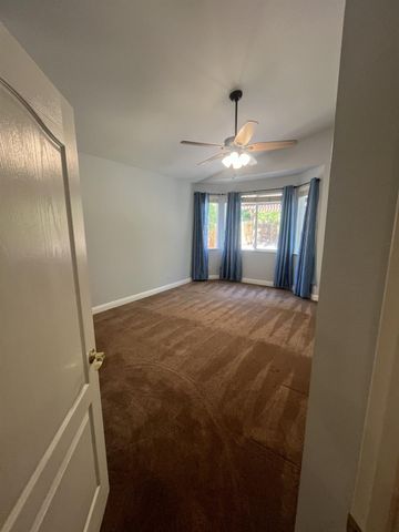 534 Kilsyth Ct, Folsom, CA 95630