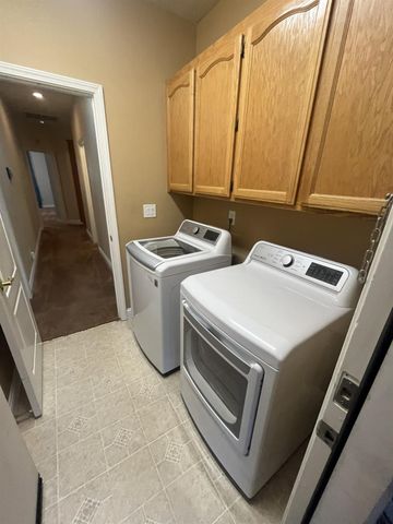 534 Kilsyth Ct, Folsom, CA 95630