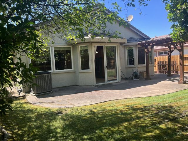 534 Kilsyth Ct, Folsom, CA 95630