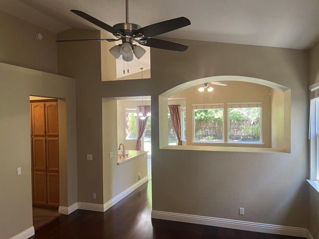 534 Kilsyth Ct, Folsom, CA 95630
