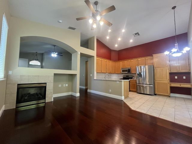 534 Kilsyth Ct, Folsom, CA 95630