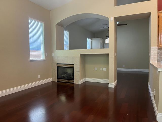 534 Kilsyth Ct, Folsom, CA 95630