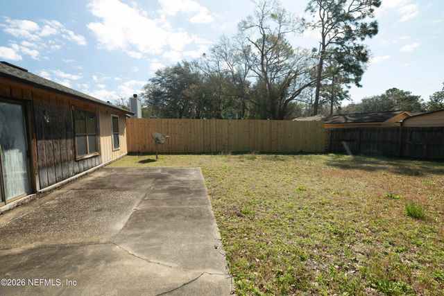 1380 W HIGH PLAINS Drive W, Jacksonville, FL 32218