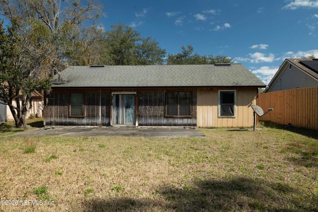 1380 W HIGH PLAINS Drive W, Jacksonville, FL 32218