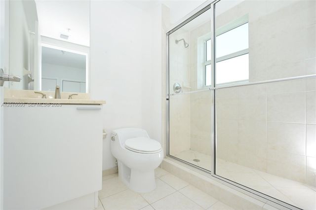 14951 Royal Oaks Lane 1609, North Miami, FL 33181