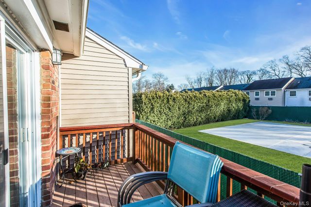 457 Village Drive 457, Hauppauge, NY 11788