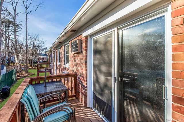 457 Village Drive 457, Hauppauge, NY 11788