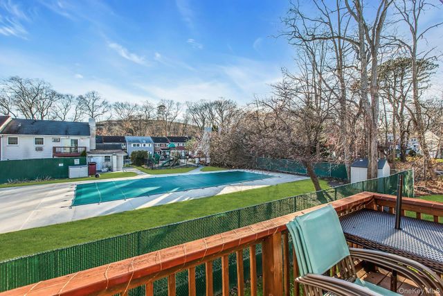 457 Village Drive 457, Hauppauge, NY 11788