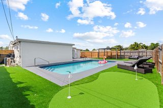 2137 Longwood Road, West Palm Beach, FL 33409