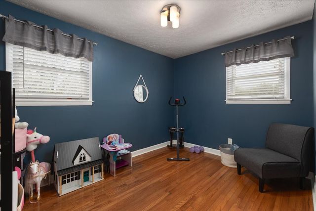 922 Potter Ln, Nashville, TN 37206