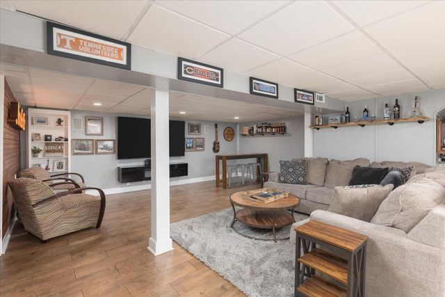 922 Potter Ln, Nashville, TN 37206