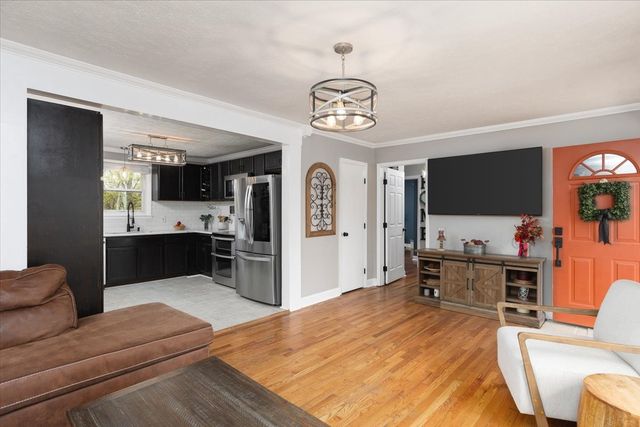 922 Potter Ln, Nashville, TN 37206