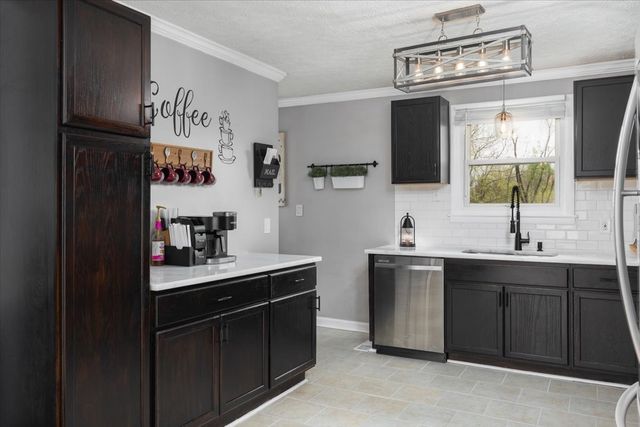 922 Potter Ln, Nashville, TN 37206