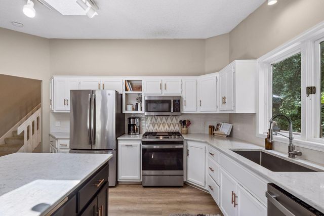 10296 173rd Street W, Lakeville, MN 55044
