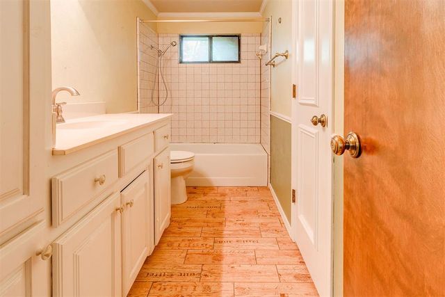 3808 N Markwell Avenue, Bethany, OK 73008