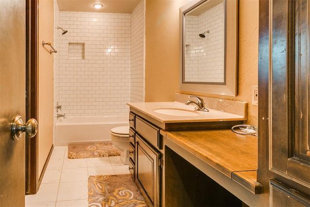 3808 N Markwell Avenue, Bethany, OK 73008