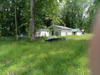 39961 47th Avenue, Paw Paw, MI 49079