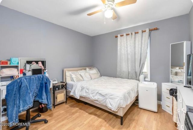 9 Barry Lane, Hazlet, NJ 07730