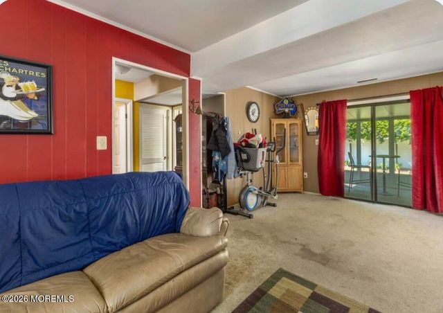 9 Barry Lane, Hazlet, NJ 07730