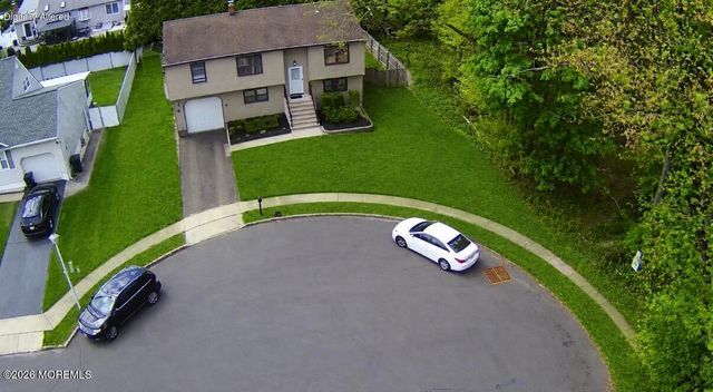 9 Barry Lane, Hazlet, NJ 07730