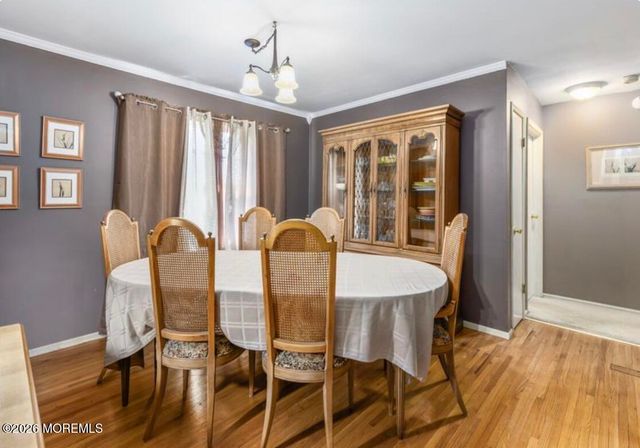 9 Barry Lane, Hazlet, NJ 07730