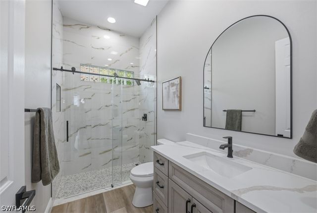 3625 Olde Cottage LN, Bonita Springs, FL 34134
