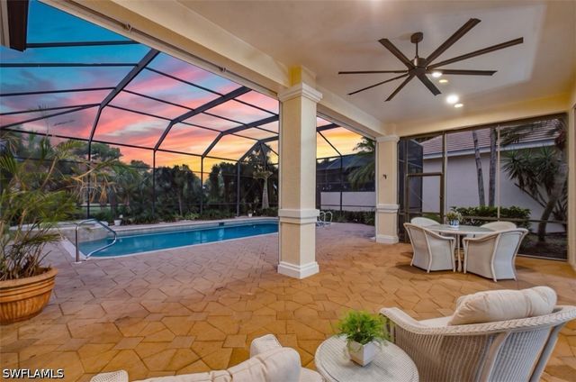 3625 Olde Cottage LN, Bonita Springs, FL 34134