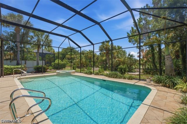 3625 Olde Cottage LN, Bonita Springs, FL 34134