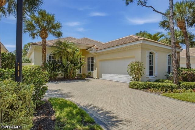 3625 Olde Cottage LN, Bonita Springs, FL 34134