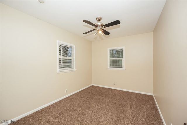 9720 Root Road, Columbia Station, OH 44028