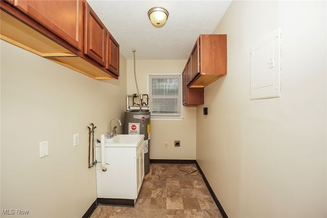 9720 Root Road, Columbia Station, OH 44028