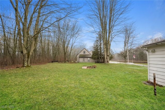 9720 Root Road, Columbia Station, OH 44028