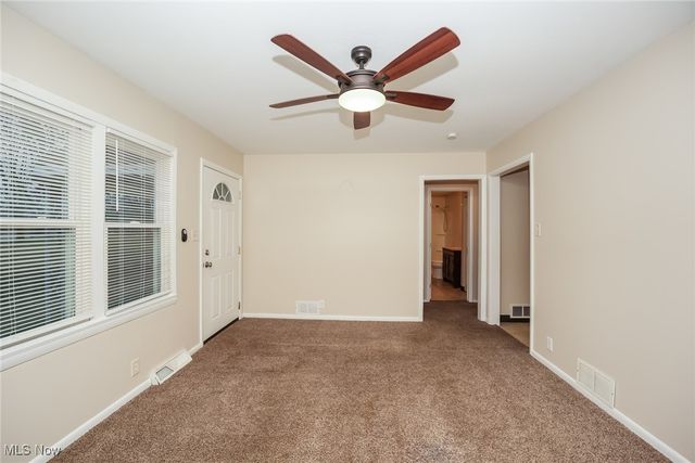 9720 Root Road, Columbia Station, OH 44028