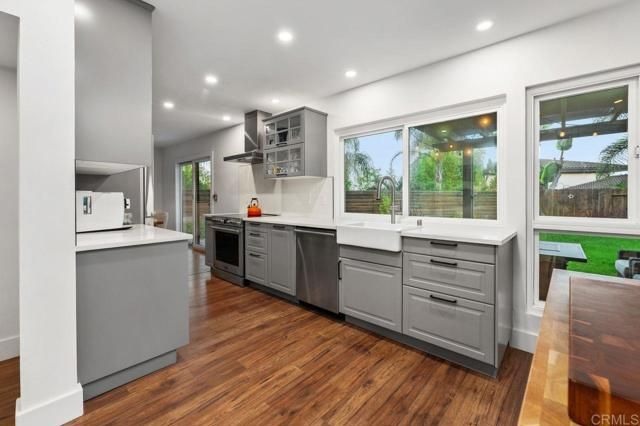 13637 Calais Drive, Del Mar, CA 92014