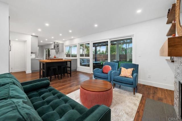 13637 Calais Drive, Del Mar, CA 92014