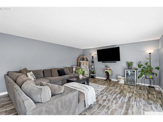 13113 Se 19TH St, Vancouver, WA 98683