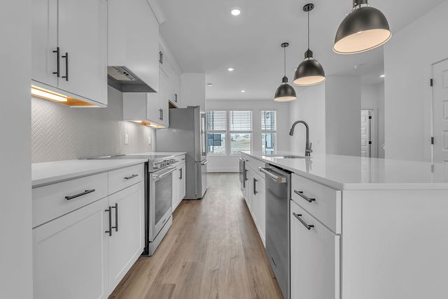 108 Melody Aly, Nashville, TN 37207