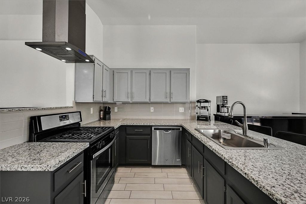7008 Overhill Avenue, Las Vegas, NV 89129 — photo 5