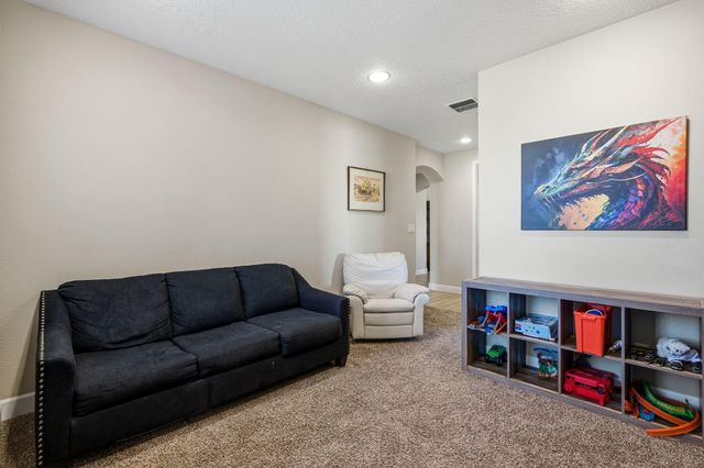 8815 Downburst Avenue NW, Albuquerque, NM 87120