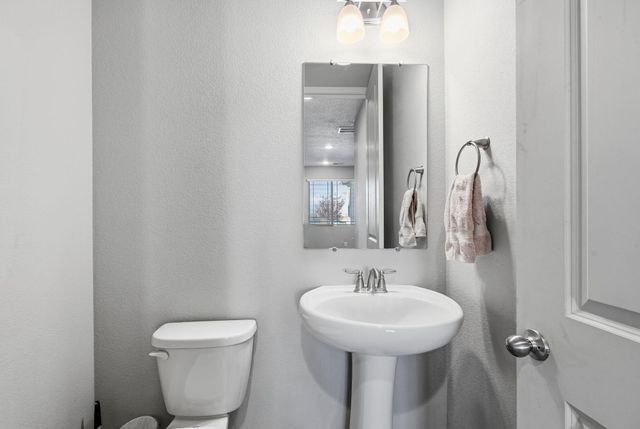 8815 Downburst Avenue NW, Albuquerque, NM 87120