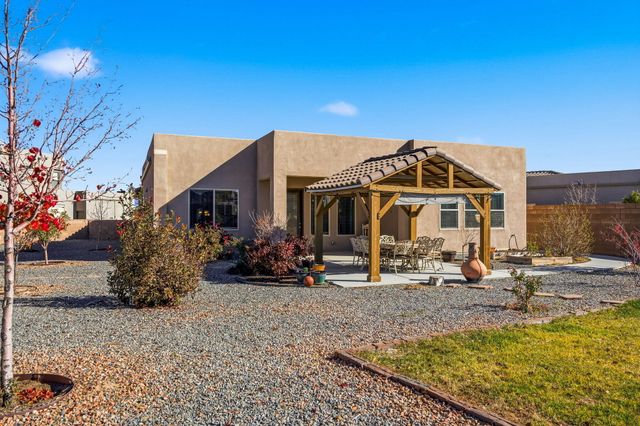 8815 Downburst Avenue NW, Albuquerque, NM 87120