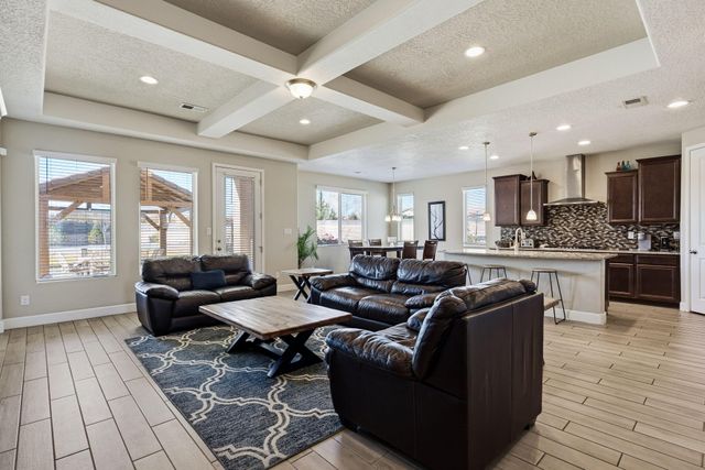 8815 Downburst Avenue NW, Albuquerque, NM 87120