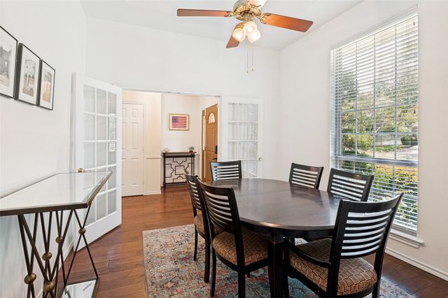 1005 De Pauw Drive, Arlington, TX 76012