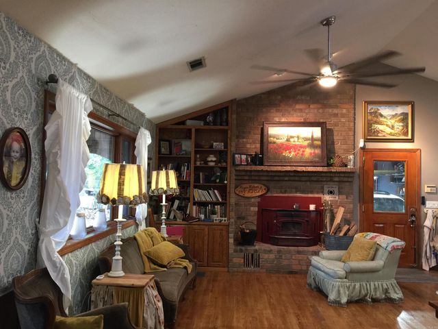 209 Redoak Drive, Hot Springs, AR 71913