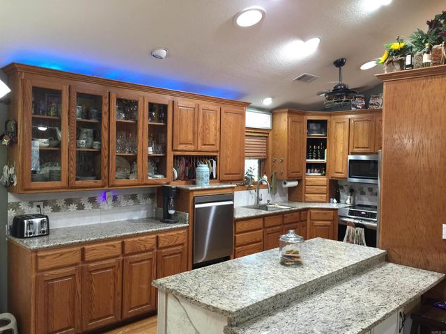 209 Redoak Drive, Hot Springs, AR 71913