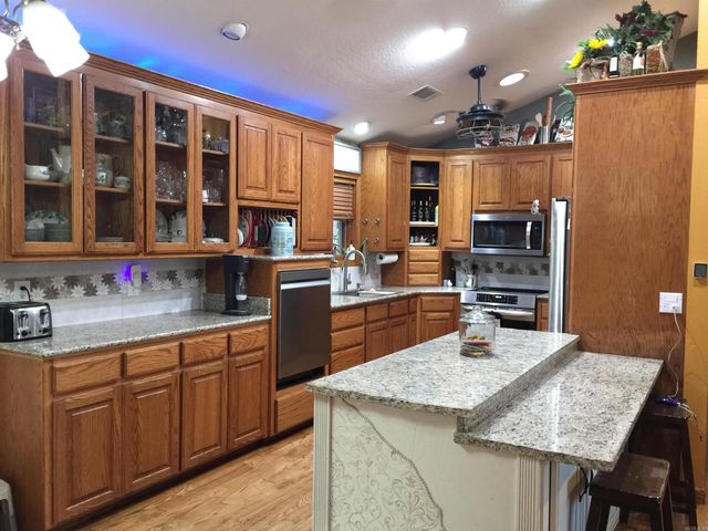 209 Redoak Drive, Hot Springs, AR 71913