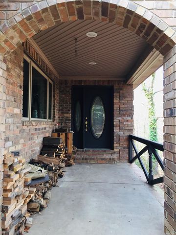 209 Redoak Drive, Hot Springs, AR 71913