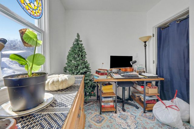 65 Lake Road, Valley Cottage, NY 10989