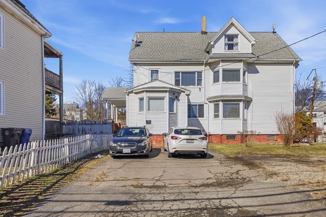 12 Jones Ave 1, Chelsea, MA 02150